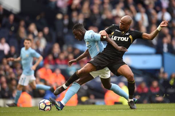 定基础和国 定基础和国