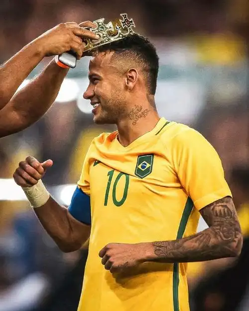 球的粉丝来 球的粉丝来